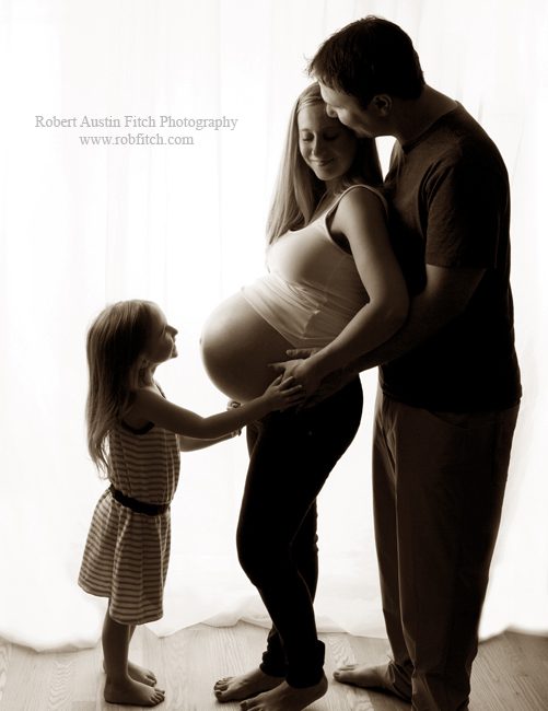 Family maternity photo shoot ideas