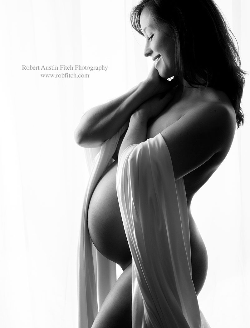 Beautiful pregnancy photos with fabric wraps draping