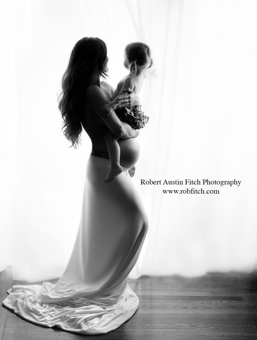 Sibling maternity photos ~ Pregnancy pictures with kids