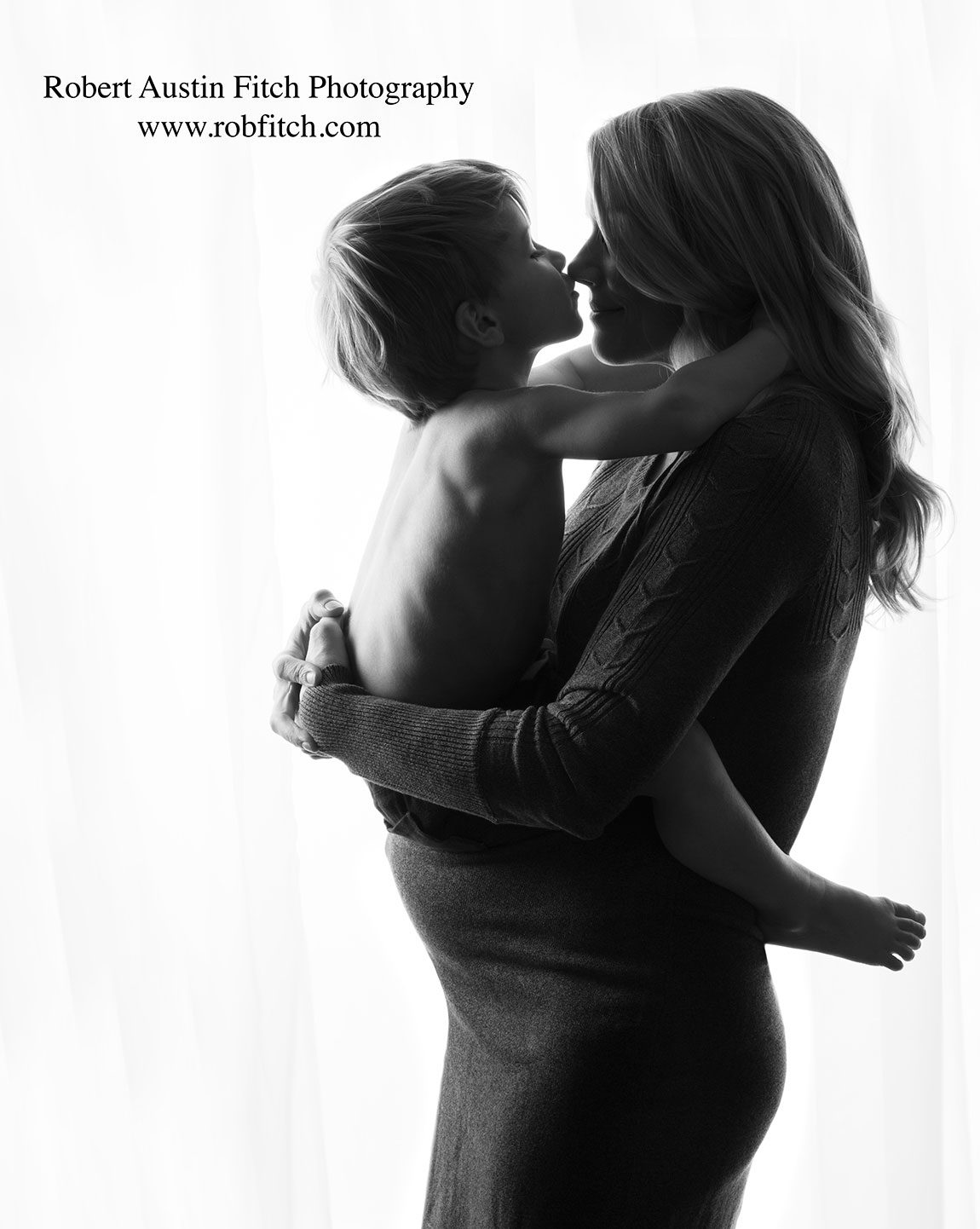 NYC Maternity Photos with siblings