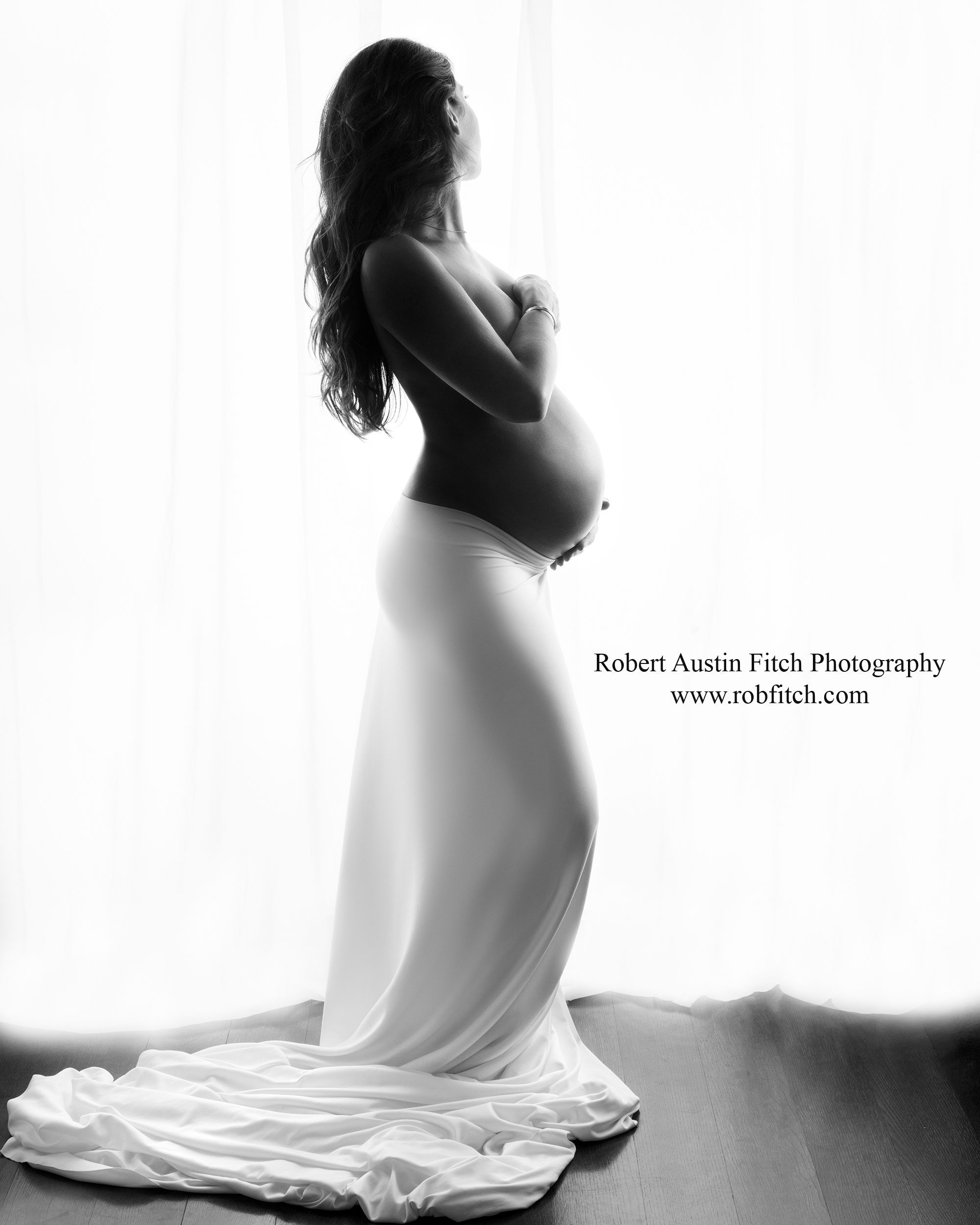 Artistic B&W Silhouette Maternity Photo